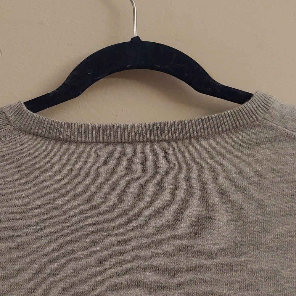 J.CREW MERCANTILE Men's Merino Wool  V Neck Pullover Long Sleeve Sweater L
